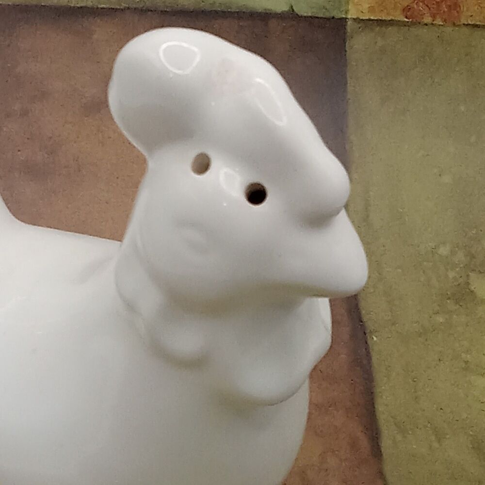 White Single Rooster Salt or Pepper Shaker Target Home Ceramics Country Decor - Picture 3 of 11